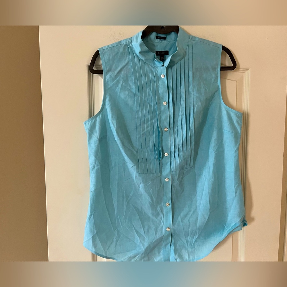 Talbots Light Blue Sleeveless Button-Up Blouse Pleated Front Size Women’s 12